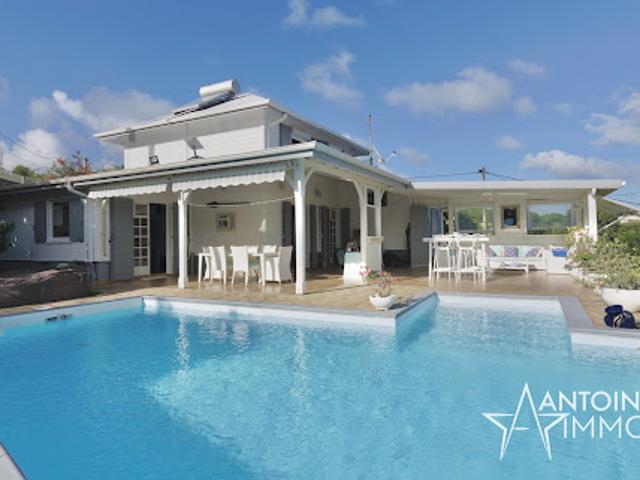 Villa avec piscine