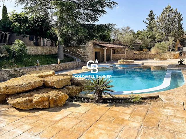 Villa avec piscine