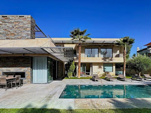 Villa avec piscine