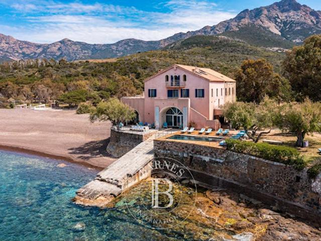 Villa avec piscine