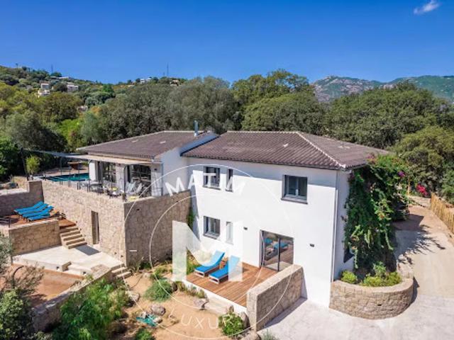 Villa avec piscine