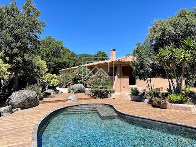 Villa avec piscine