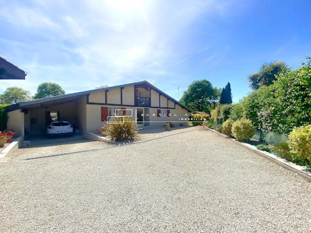 Villa avec piscine