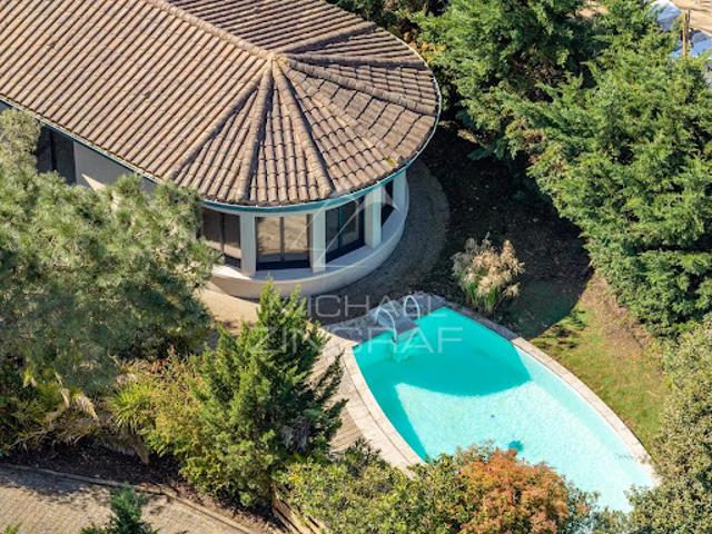 Villa avec piscine