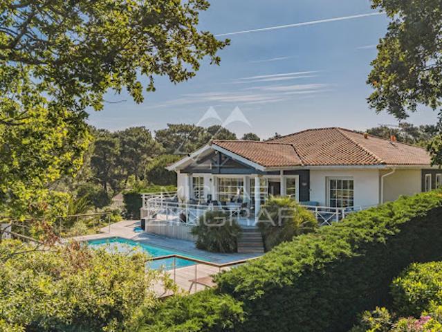 Villa avec piscine