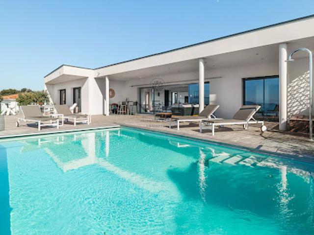 Villa avec piscine