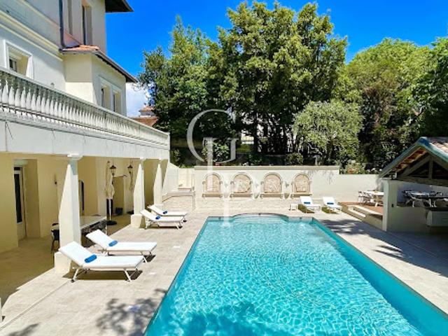 Villa avec piscine
