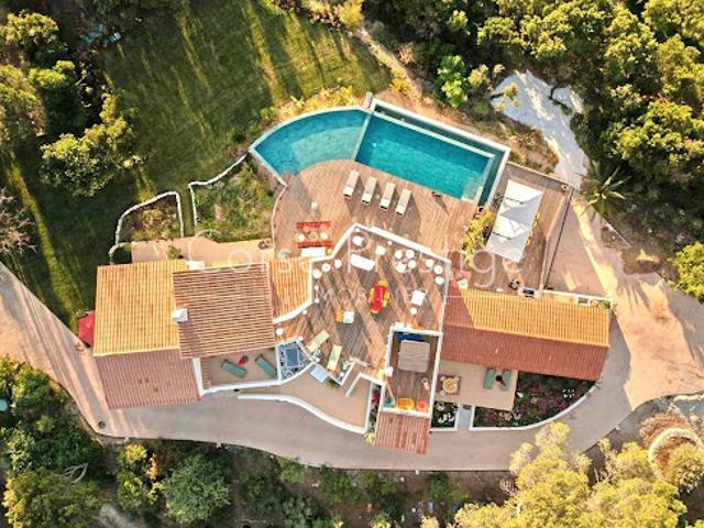 Villa avec piscine