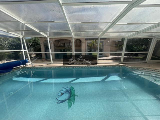 Villa avec piscine