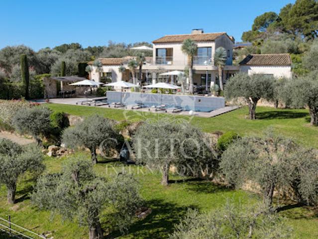 Villa avec piscine