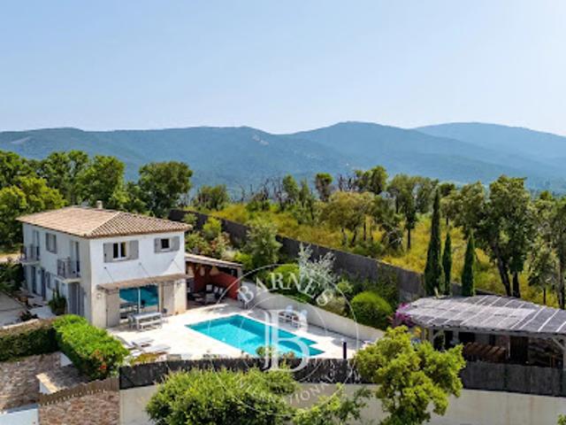 Villa avec piscine