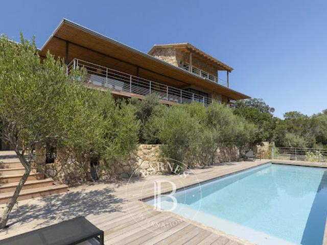 Villa avec piscine