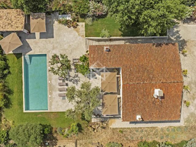 Villa avec piscine
