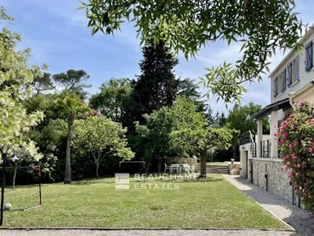 Villa avec piscine