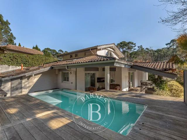 Villa avec piscine