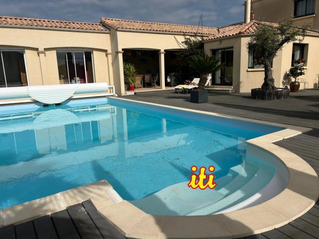Villa avec piscine