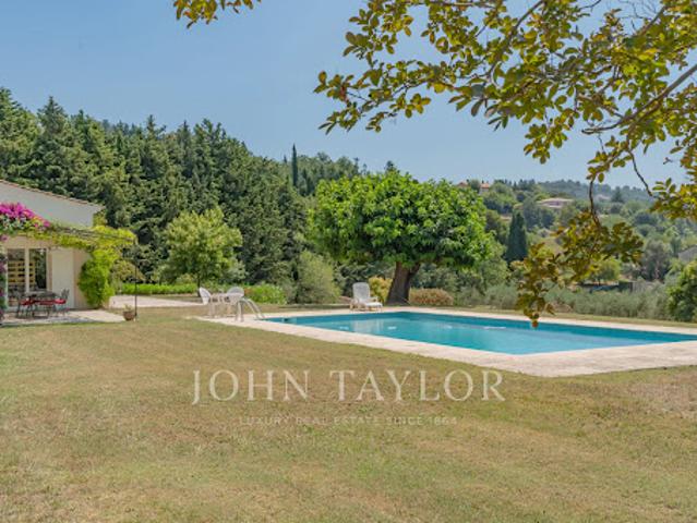 Villa avec piscine