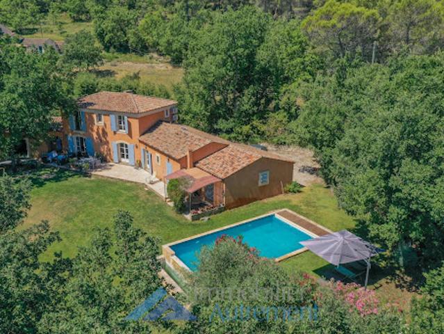 Villa avec piscine