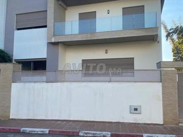Villa avec piscine à vendre Mohammedia
