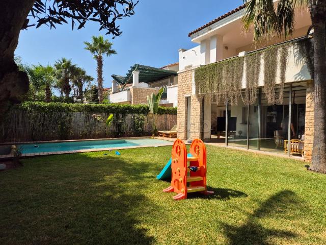 Villa avec piscine à Dar Bouazza