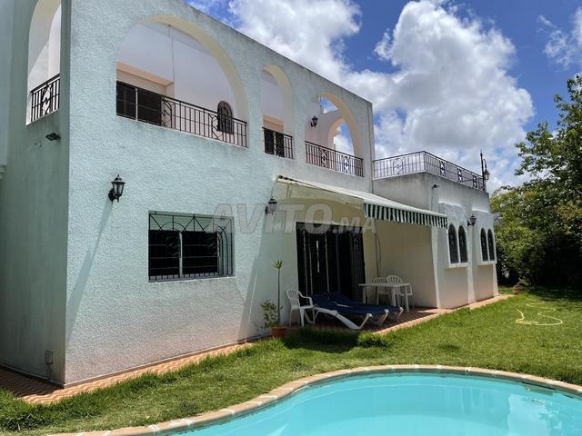 Villa à louer à OLM Souissi