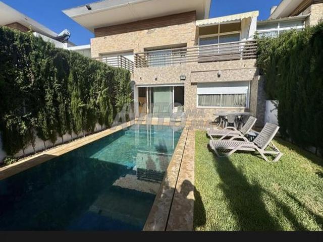 Villa avec piscine à louer à Ville Verte
