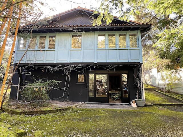 Villa avec piscine en bord de mer