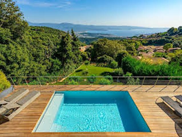 Villa avec Piscine et Jardin