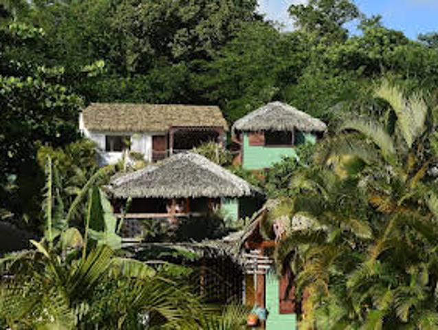 Villa avec Piscine et Jardin