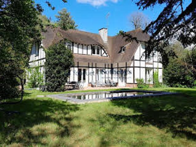 Villa avec Piscine et Jardin
