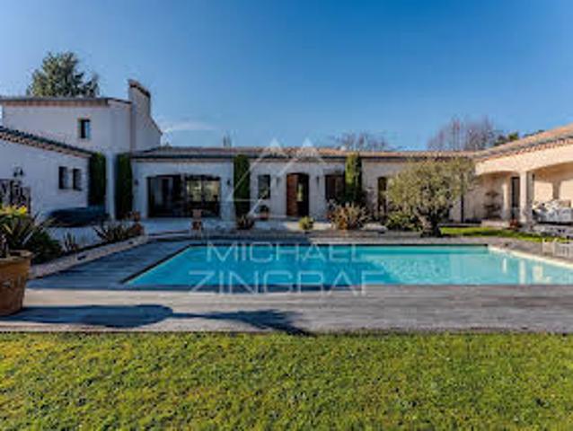 Villa avec Piscine et Jardin