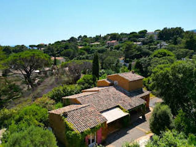 Villa avec Piscine et Terrasse