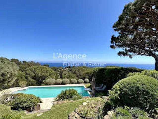 Villa avec Piscine et Terrasse