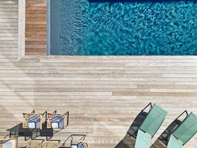 Villa avec piscine et terrasse