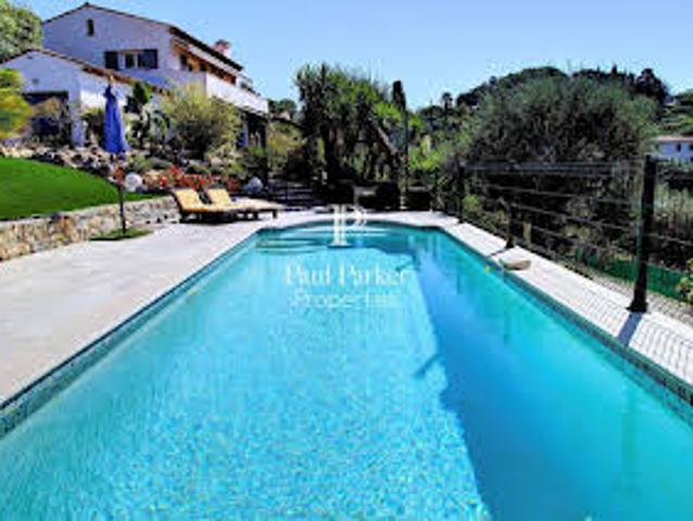 Villa avec Piscine et Terrasse