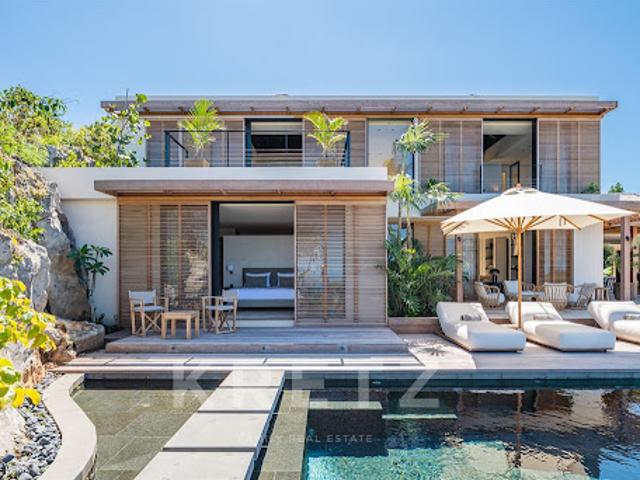Villa avec piscine et terrasse