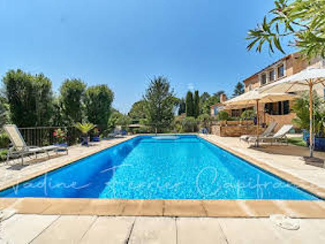 Villa avec Piscine et Terrasse