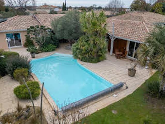 Villa avec Piscine et Terrasse