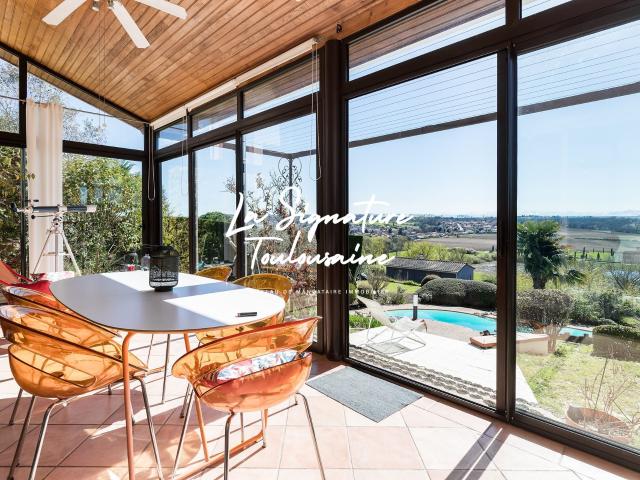 Villa avec piscine et vue Pyrénées à Lauzerville 322m² Lauzerville