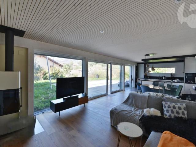 Villa avec piscine, studio indépendant et grand jardin | dreamo. Ch
