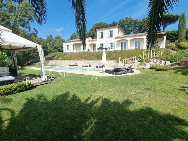 Villa avec piscine sur 4000m2 170m² Gassin