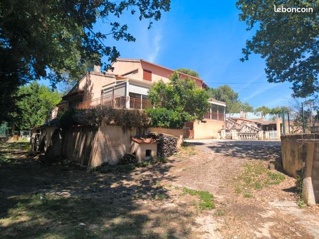 Villa avec potentiel