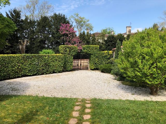 Villa avec terrasse, jardin et garage, à louer pour famille avec 2 enfants à Cognac ou colocation, Quartier Ja