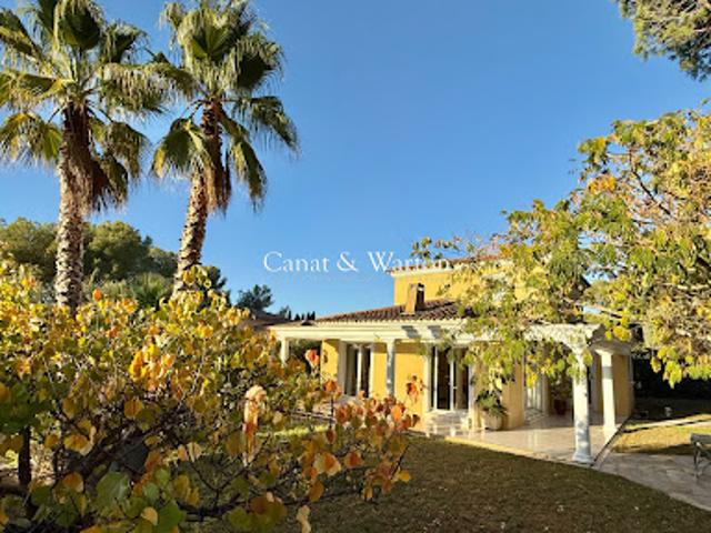 Villa avec terrasse