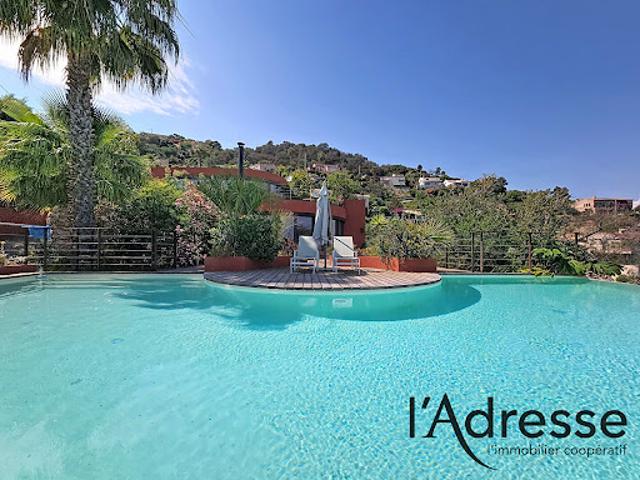 Villa avec terrasse
