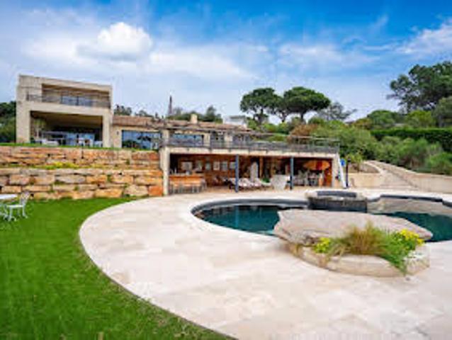 Villa avec terrasse