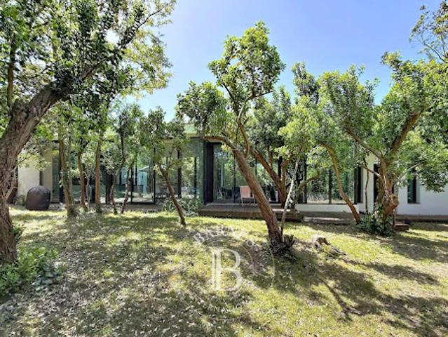 Villa avec terrasse