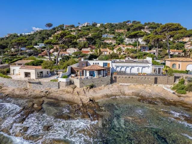 Villa avec terrasse