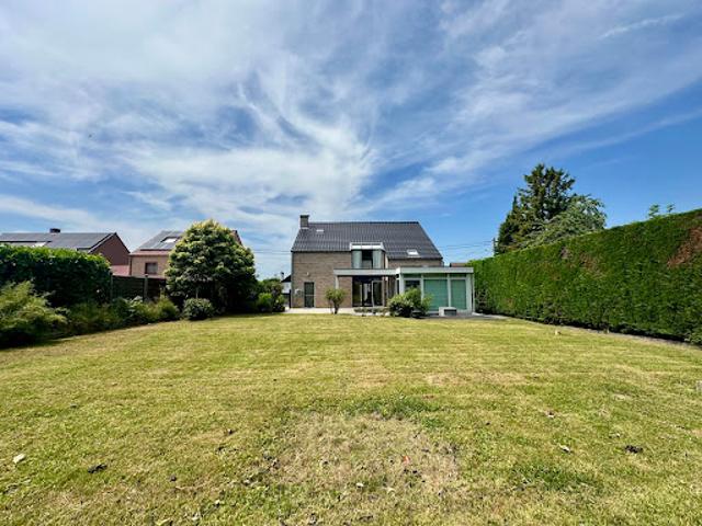 Villa avec terrasse