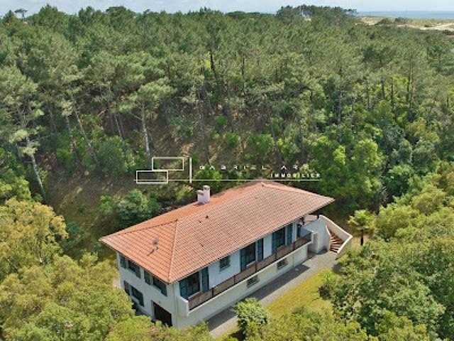 Villa avec terrasse